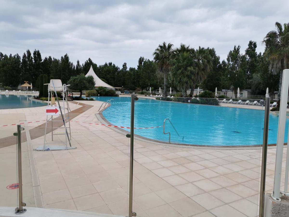Camping La Carabasse Vias Buitenkant foto