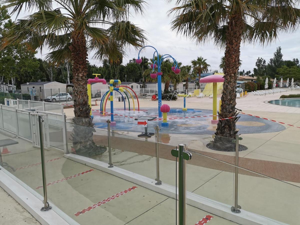 Camping La Carabasse Vias Buitenkant foto
