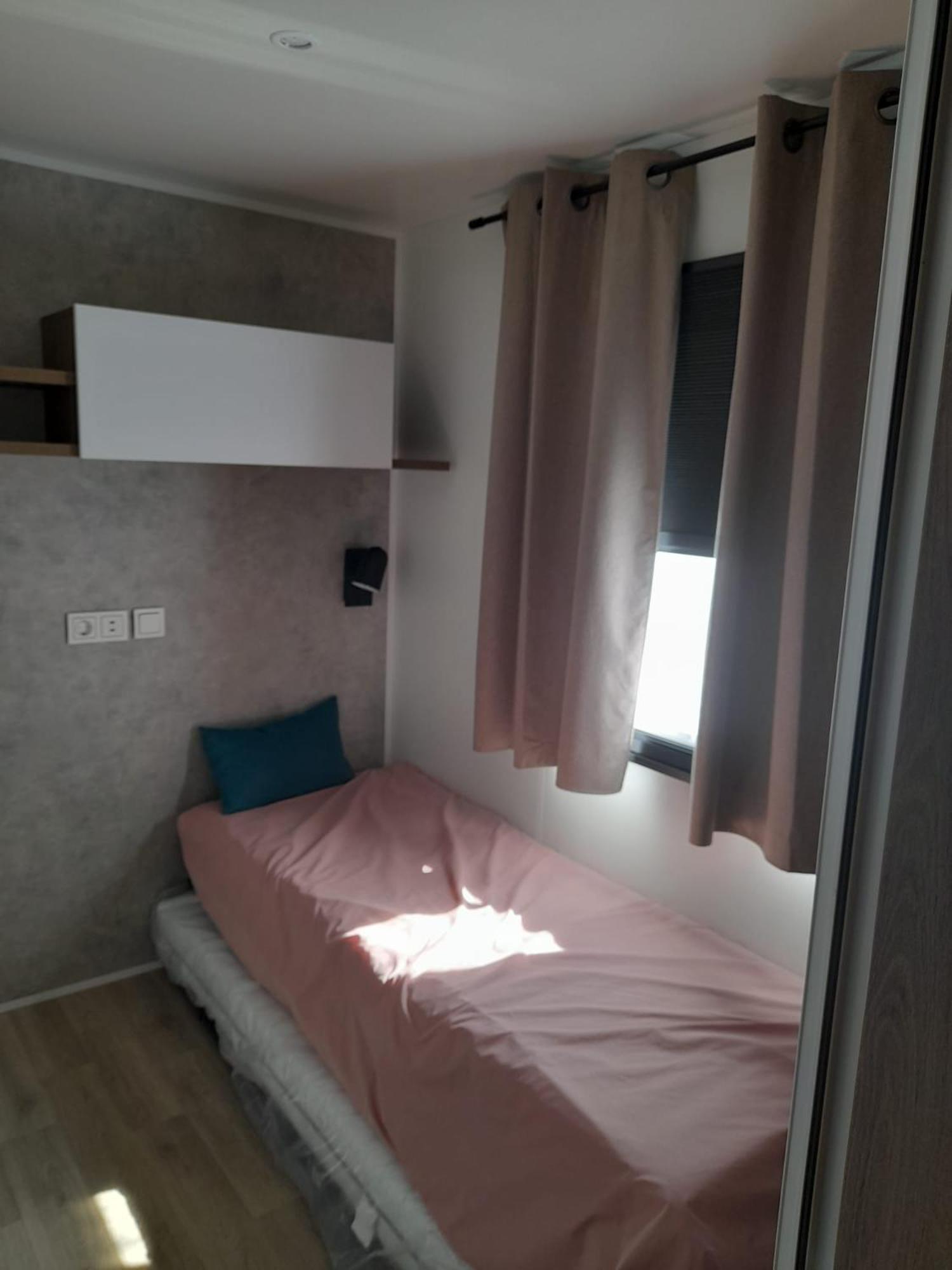 Camping La Carabasse Vias Buitenkant foto